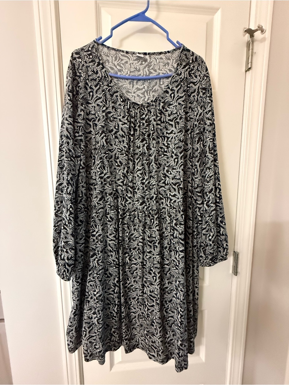Old Navy XXL Long Sleeve Floral Dress Black and White New with Tags